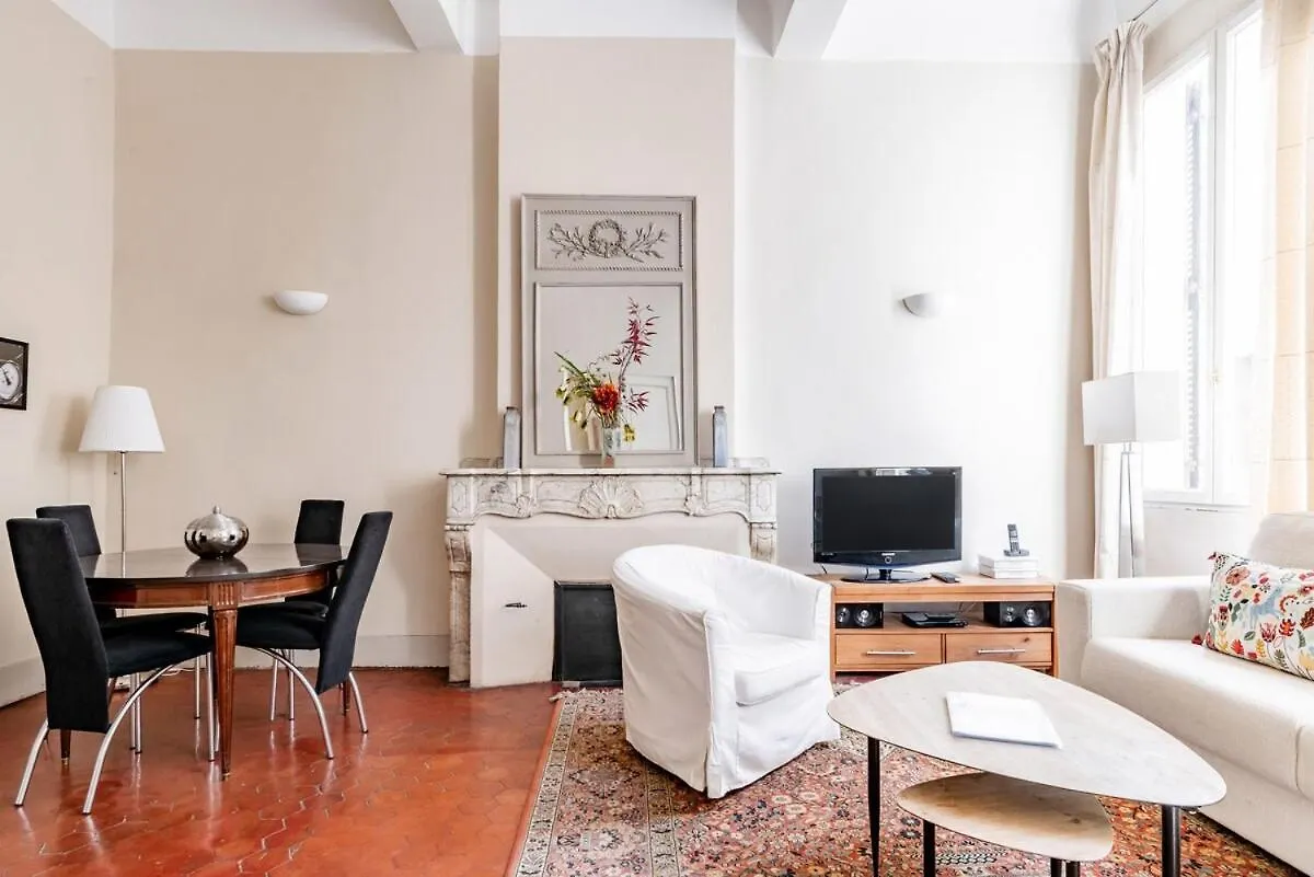 Bel Appartement Pres Du Cours Mirabeau Aix-en-Provence 0*,